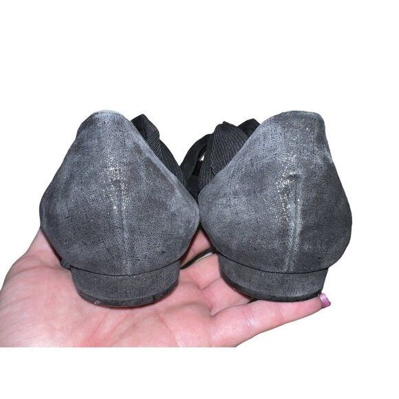 Donald Pliner Woman Black Suede Flats Size 8 Twist Front Stretch Straps D’Orsay - Picture 4 of 9